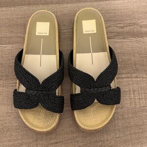 Dolce Vita Black and Tan Woven Sandals 8W